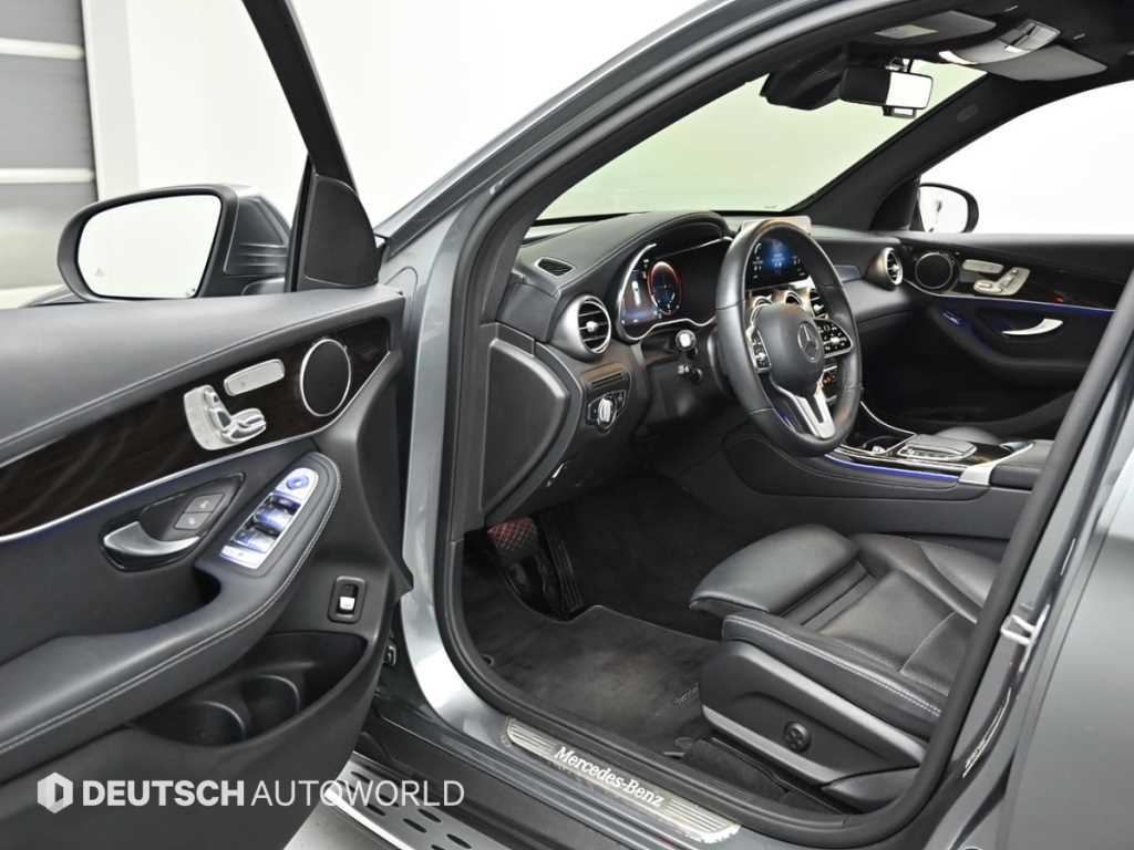 Mercedes Benz GLC Class - Vista 11