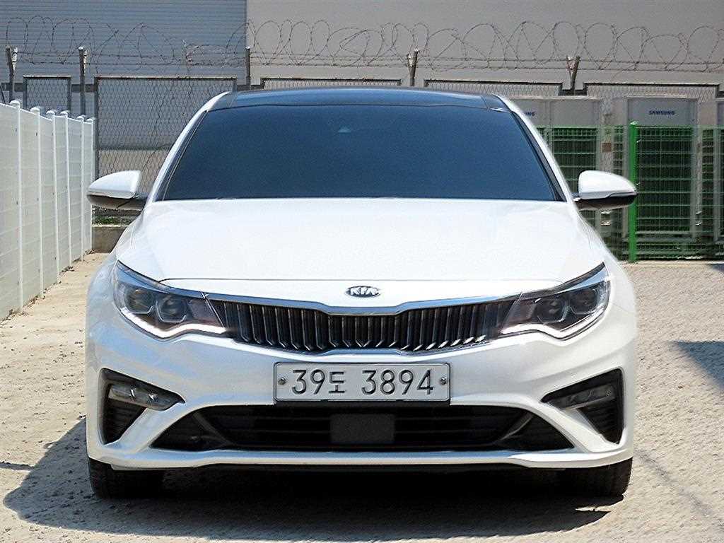 KIA K5 2019 Blanco - Importación desde Corea - HF Imports Iquique - Foto 1
