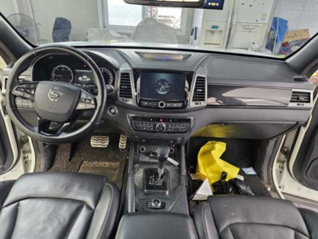 Ssangyong Rexton - Vista 3