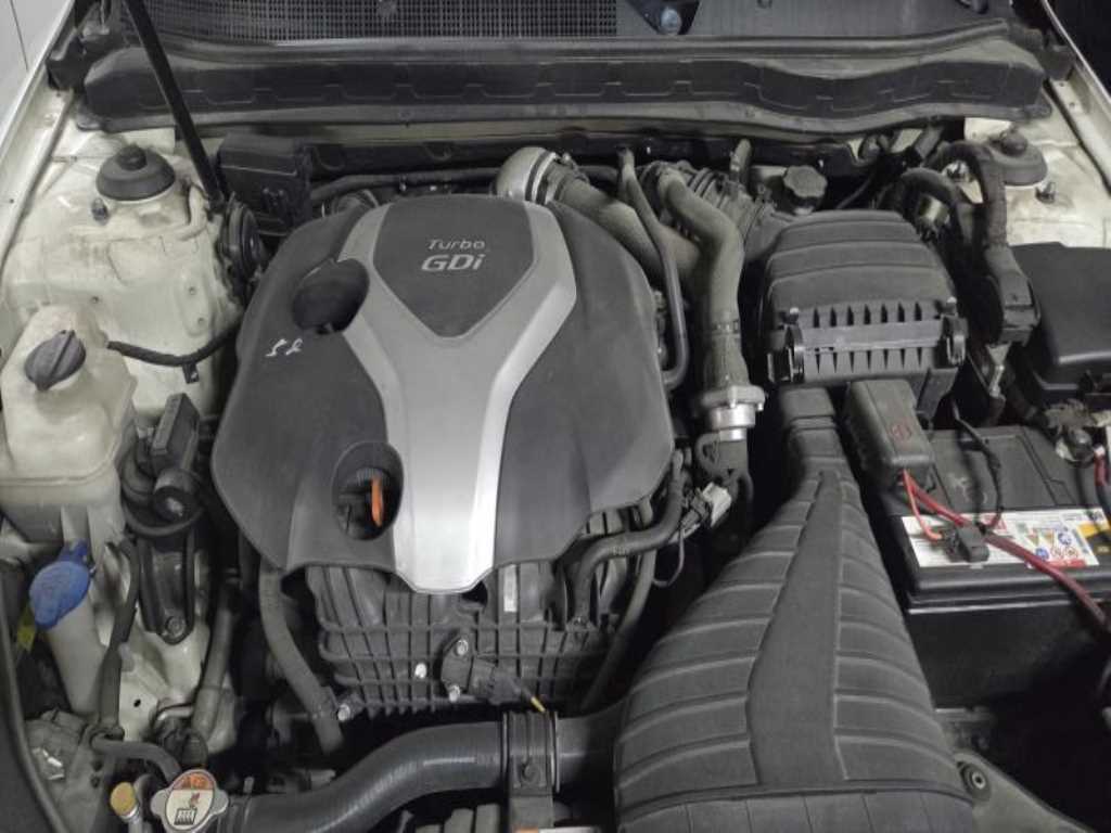 KIA K5 - Vista 7