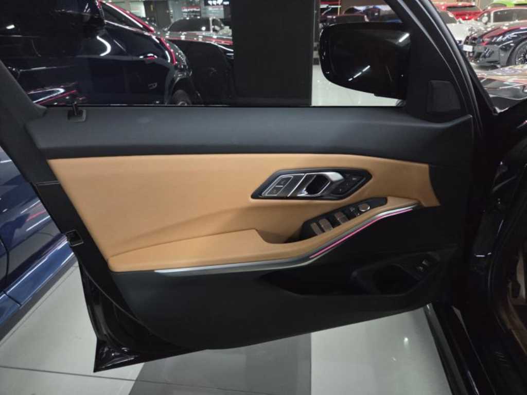 BMW 3 series - Vista 5