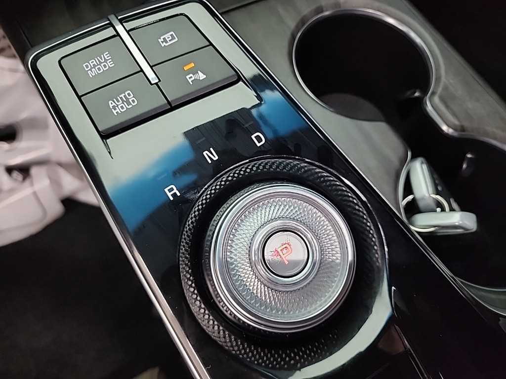 KIA K8 - Vista 8