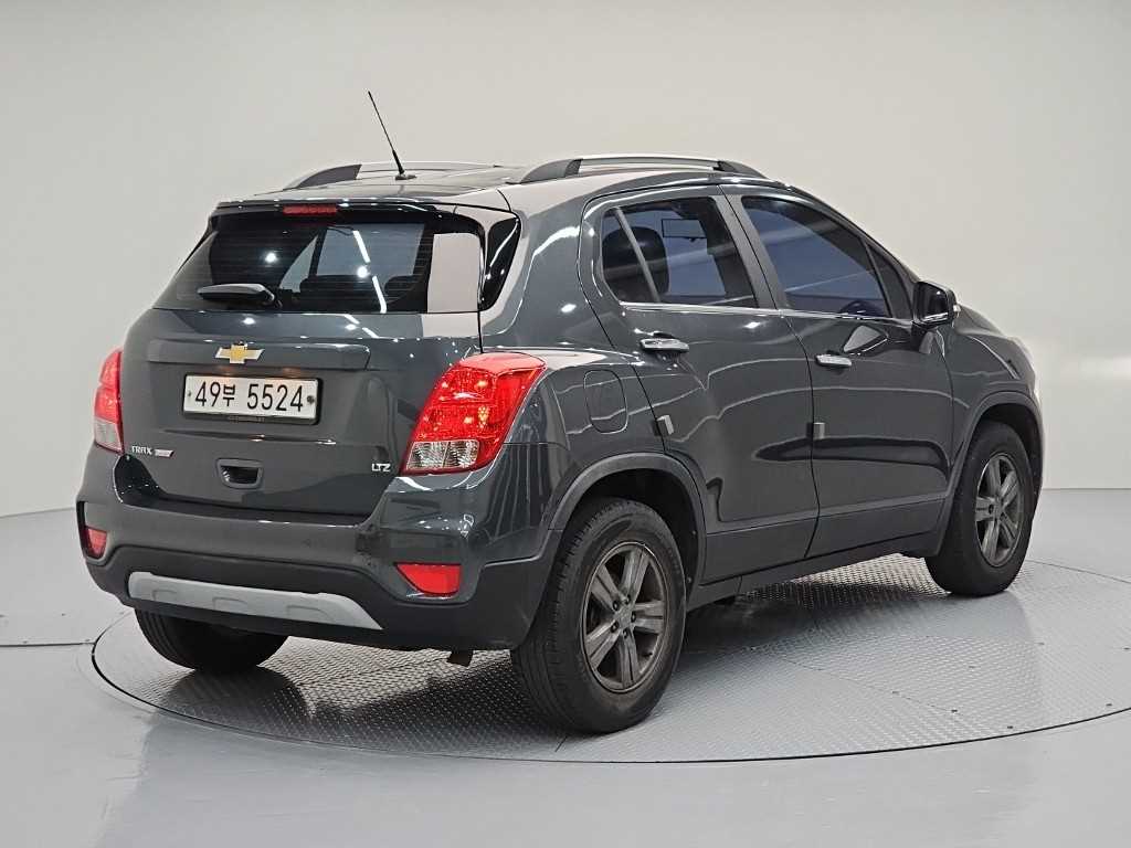Chevrolet Trax - Vista 9