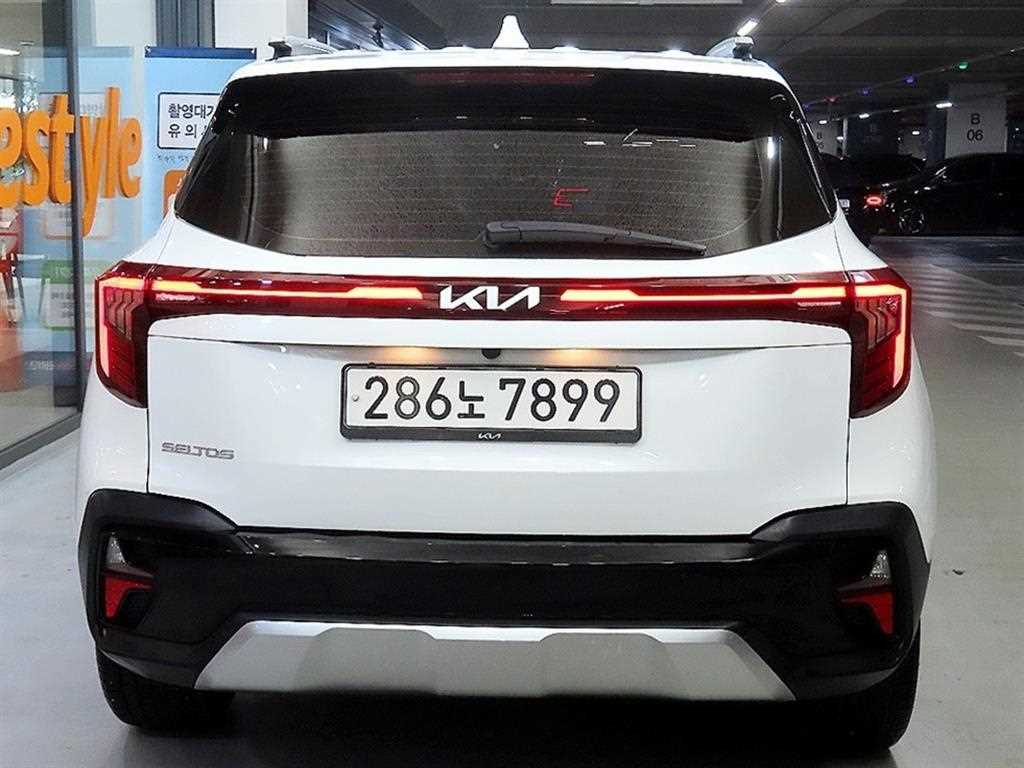 KIA Seltos - Vista 5