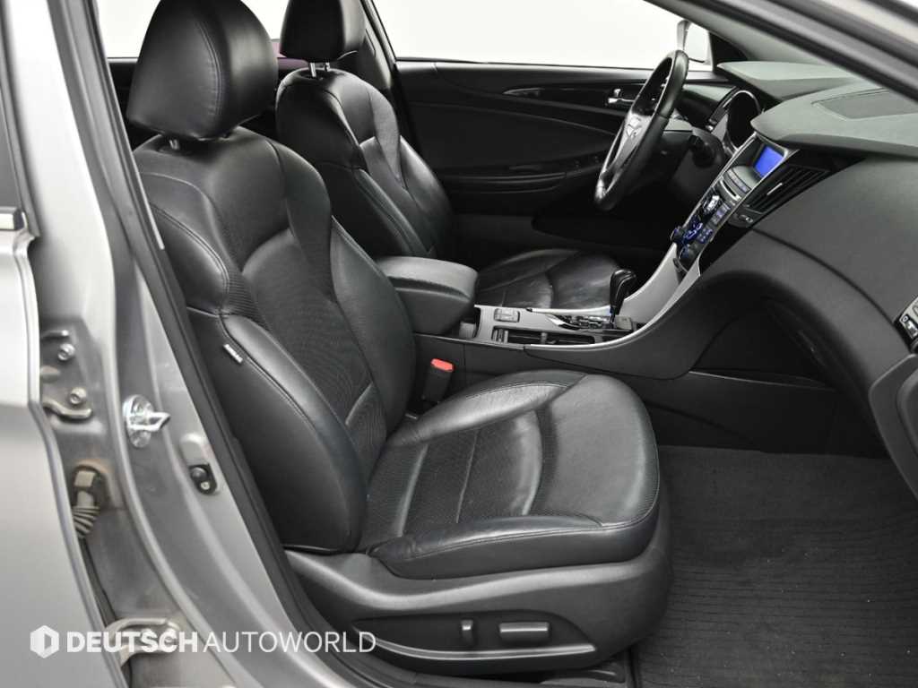 HYUNDAI Sonata - Vista 10