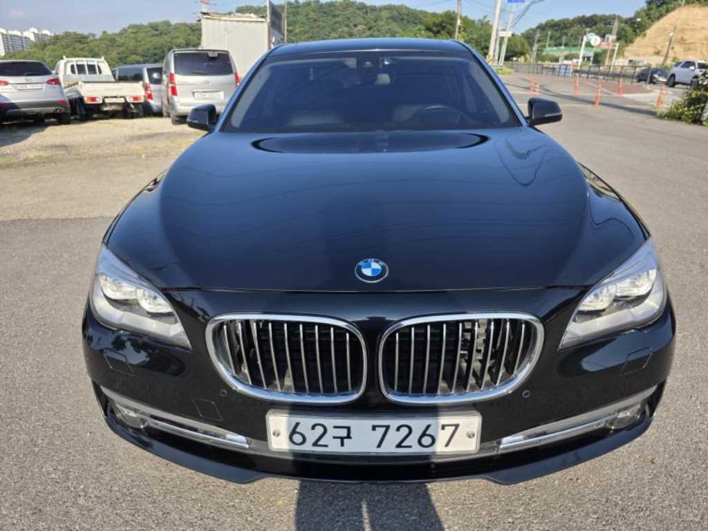 BMW 7 Series 2013 Negro - Importación desde Corea - HF Imports Iquique - Foto 1