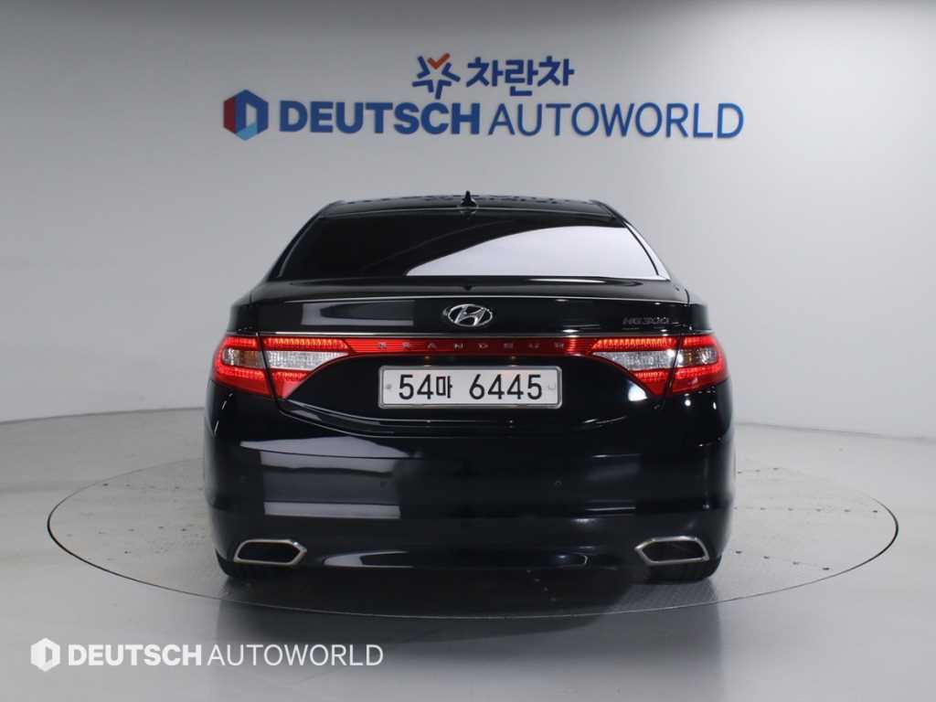 HYUNDAI Grandeur - Vista 4