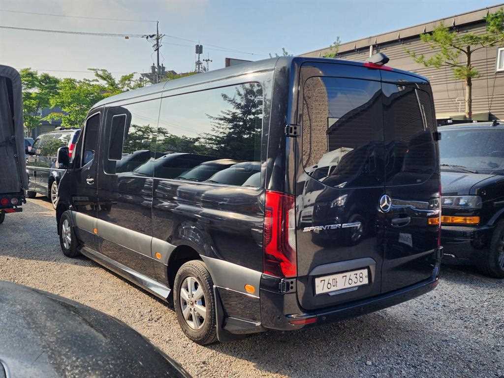 Mercedes Benz Sprinter - Vista 6