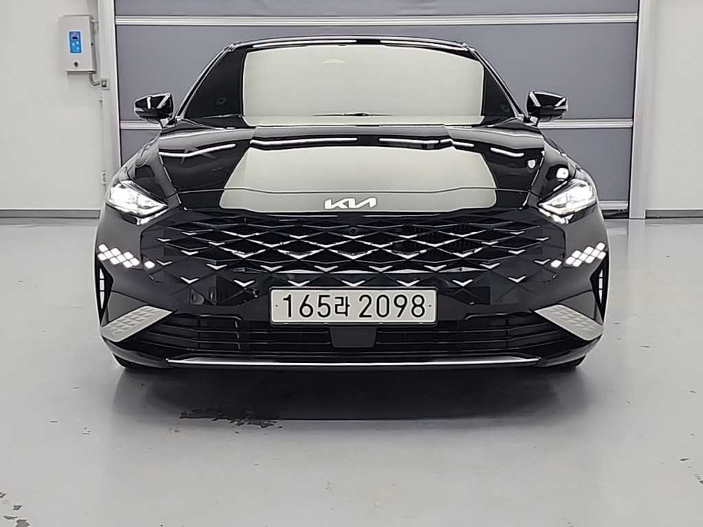 KIA K8 - Vista 3