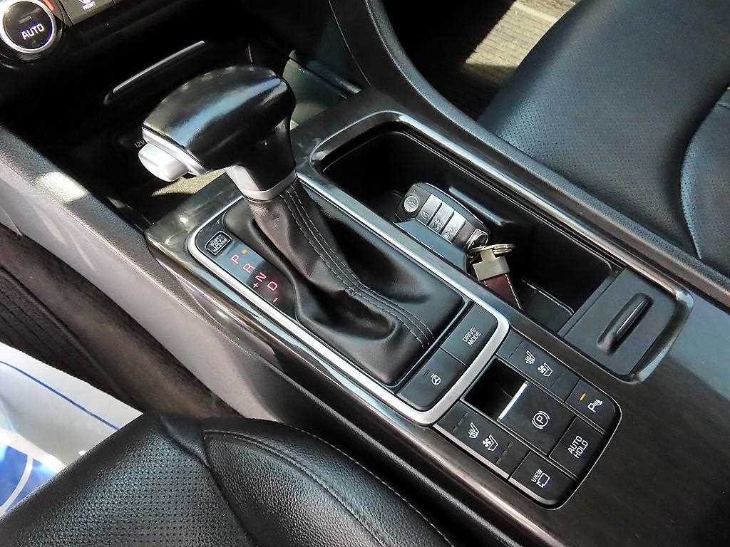 KIA K5 - Vista 10
