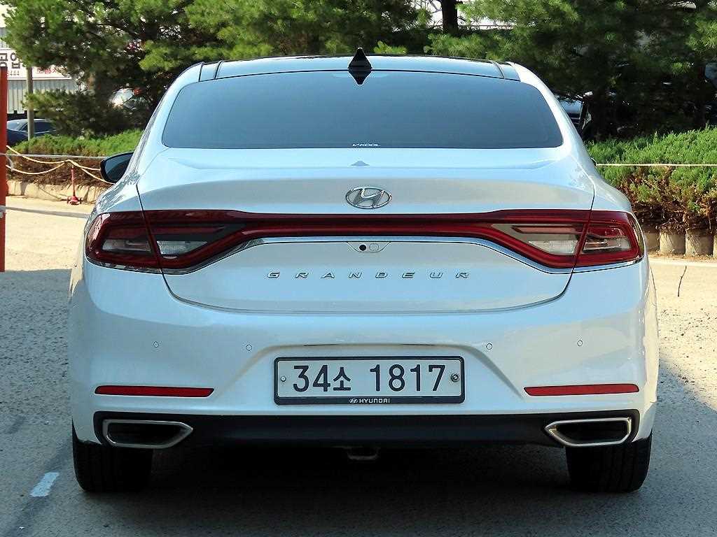 HYUNDAI Grandeur - Vista 4