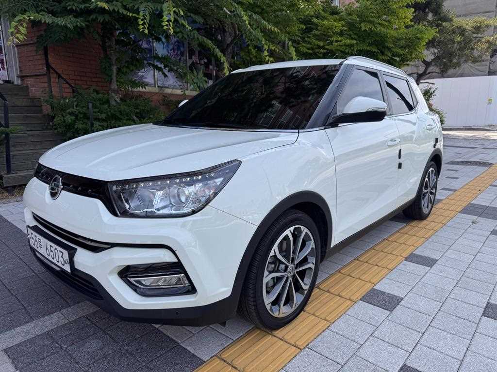 Ssangyong Tivoli - Vista 2