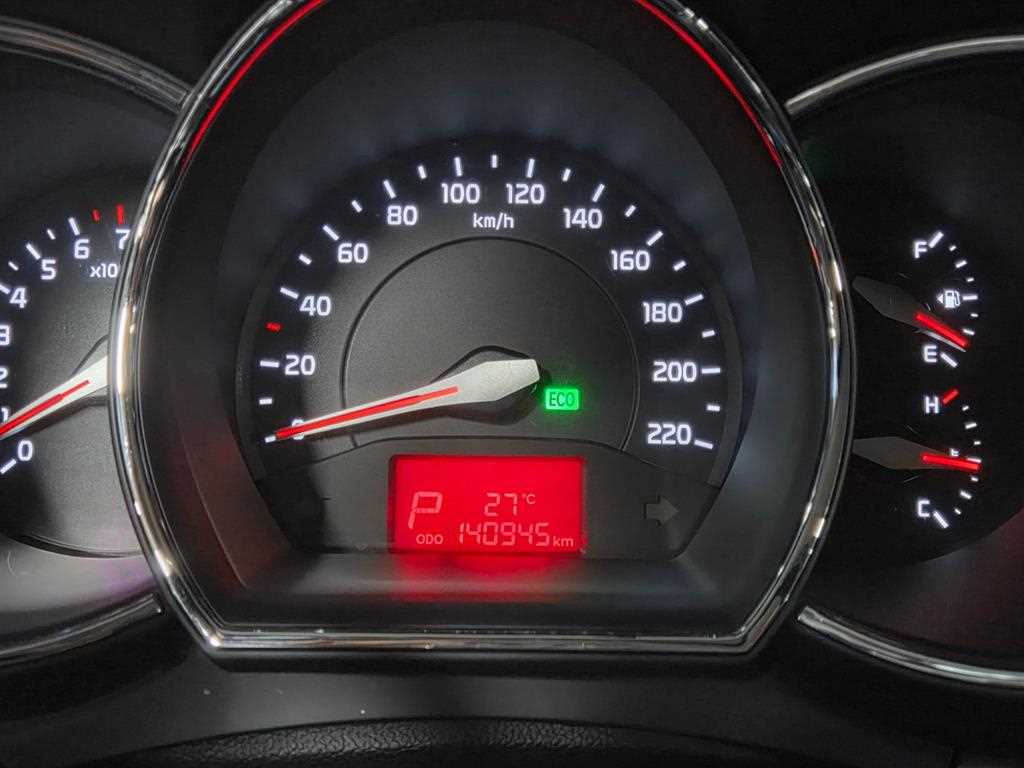 KIA Pride - Vista 5