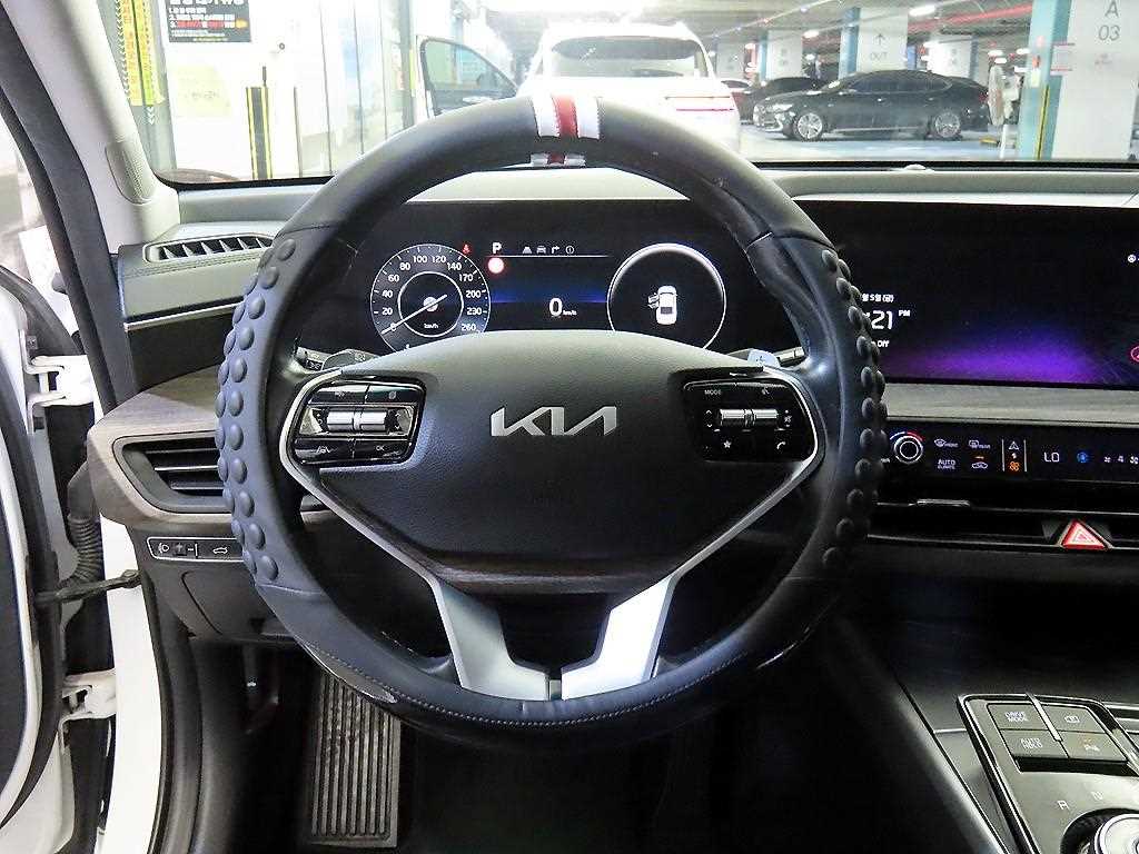 KIA K8 - Vista 8