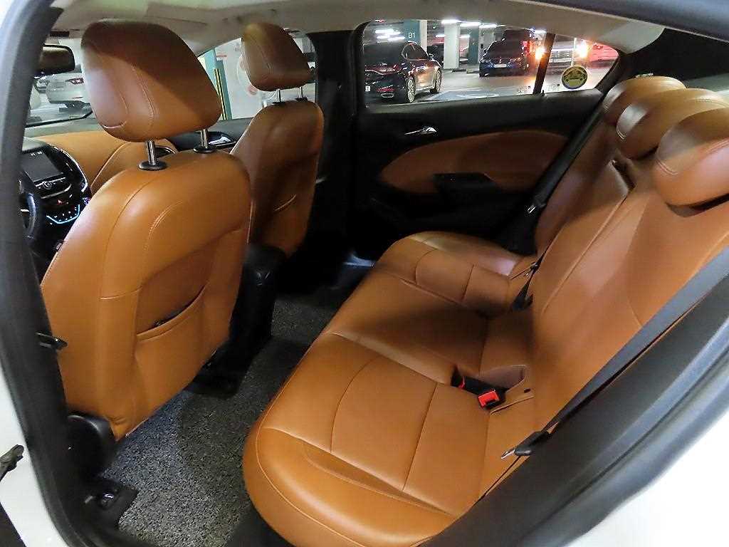 Chevrolet Cruise - Vista 9