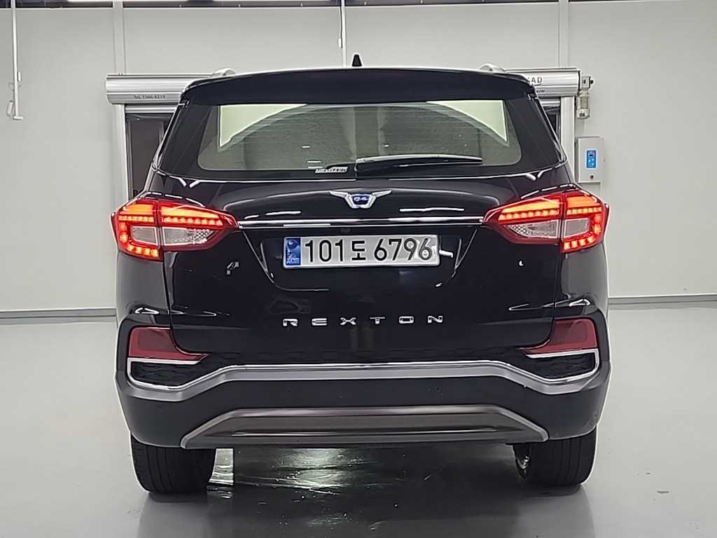 Ssangyong Rexton - Vista 3