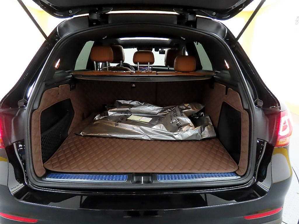 Mercedes Benz GLC Class 2022 Negro - Importación desde Corea - HF Imports Iquique - Foto 20