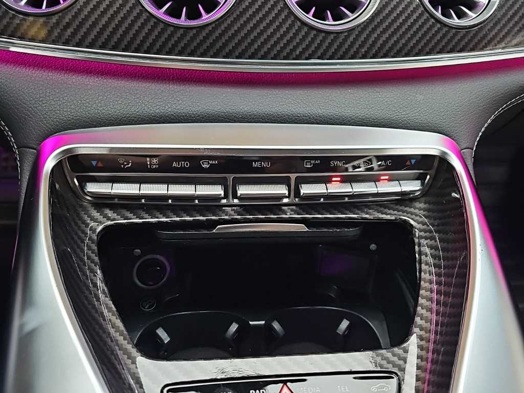 Mercedes Benz AMG GT - Vista 12