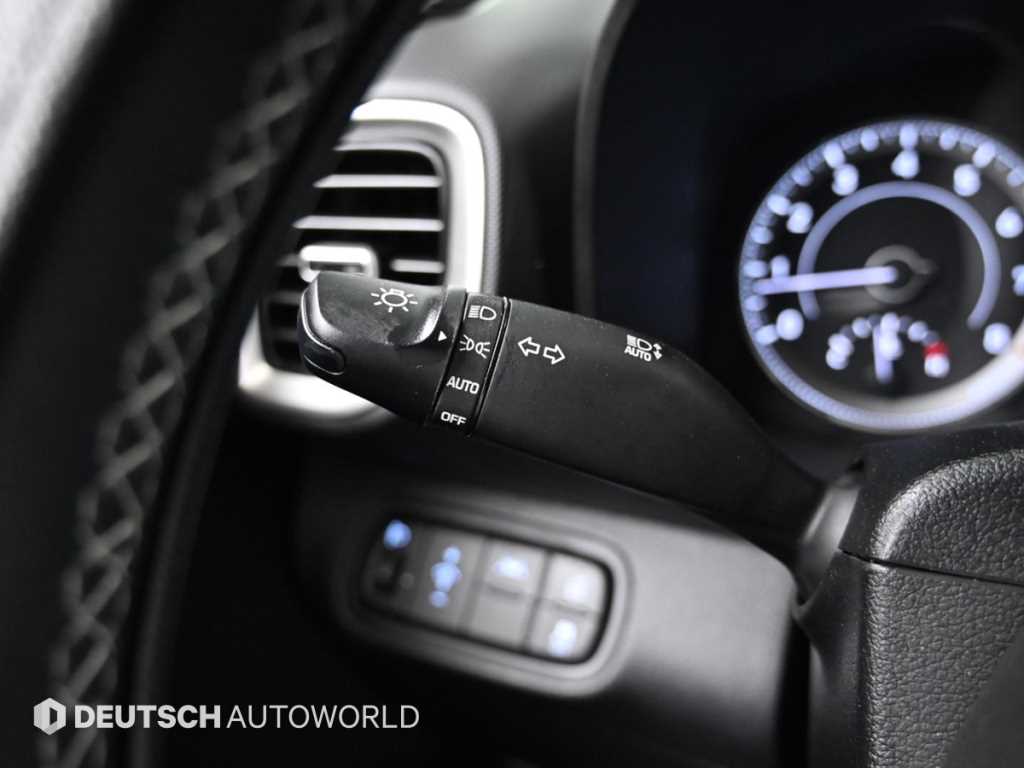 HYUNDAI Venue 2021 Blanco - Importación desde Corea - HF Imports Iquique - Foto 18
