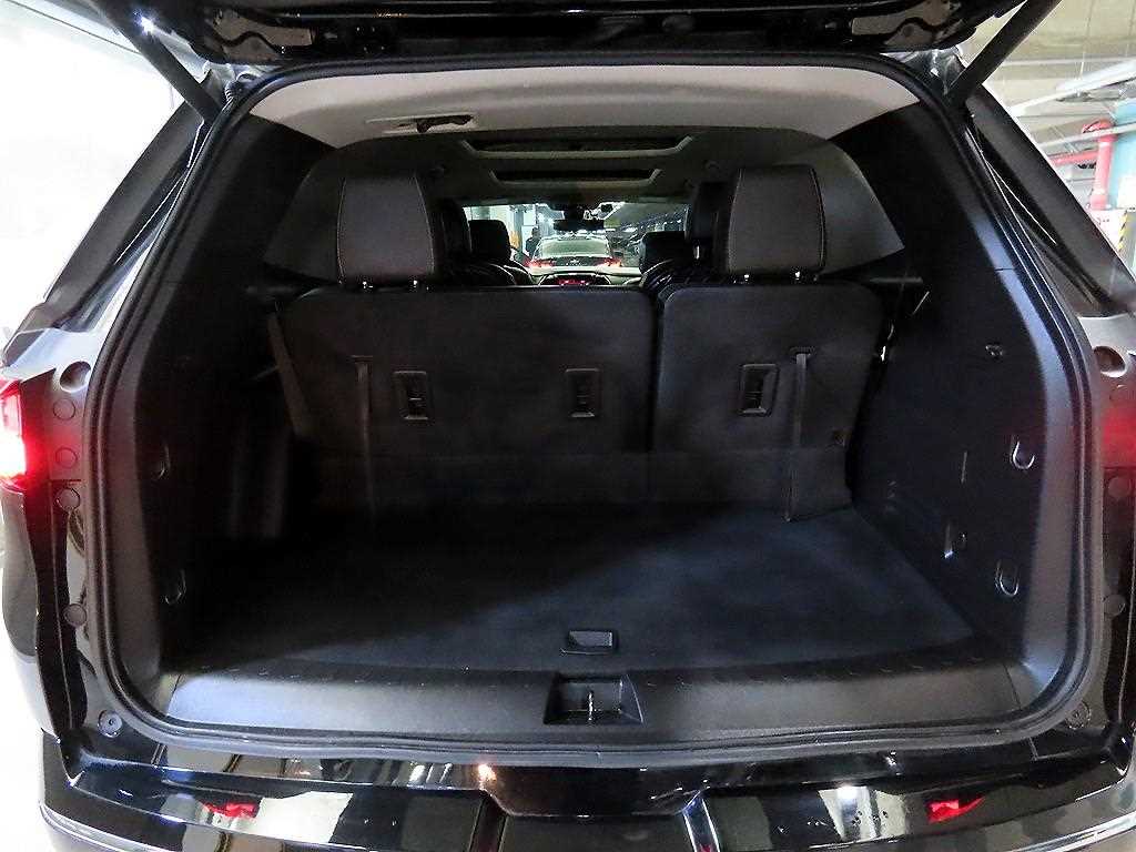 Chevrolet Travers 2020 Negro - Importación desde Corea - HF Imports Iquique - Foto 19