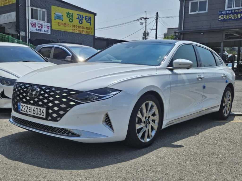 HYUNDAI Grandeur - Vista 2