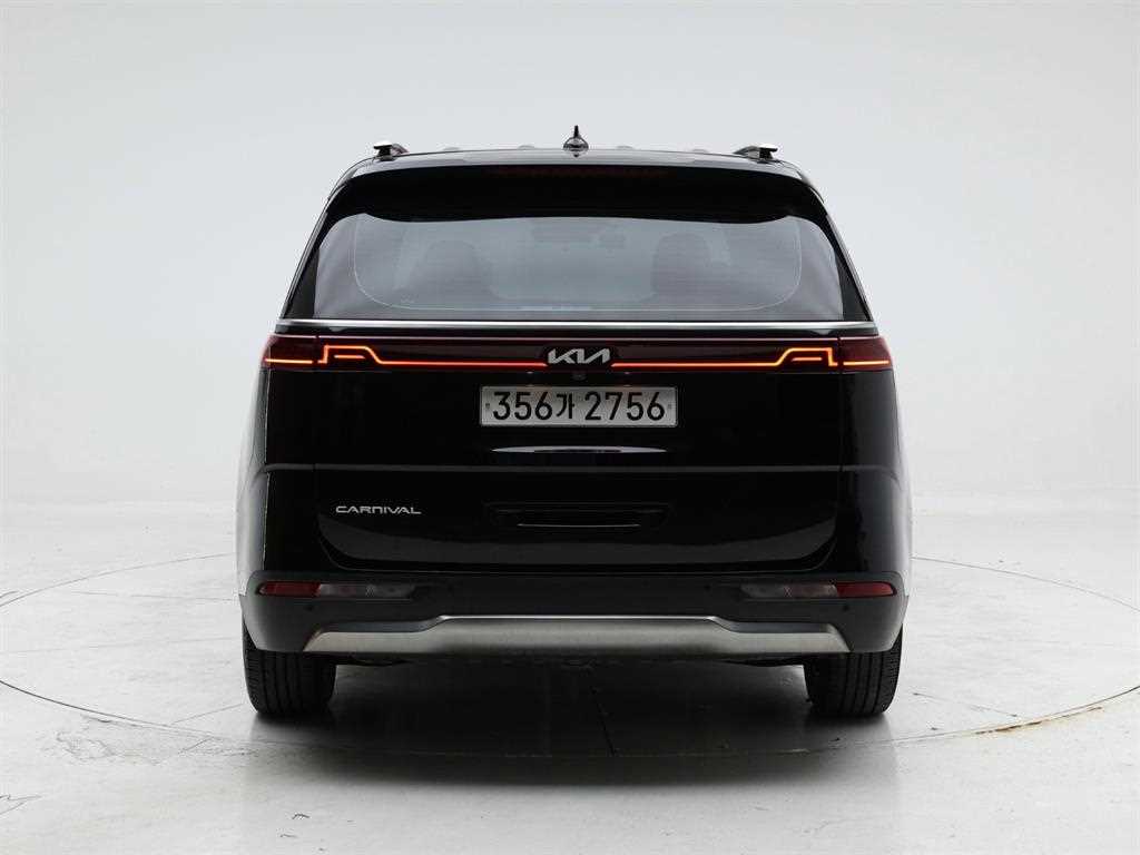 KIA Carnival - Vista 7