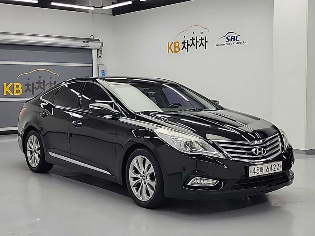 HYUNDAI Grandeur - Vista 6