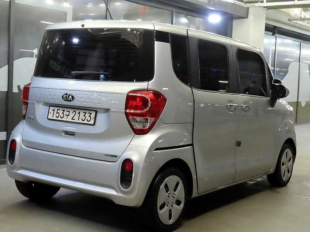 KIA Ray - Vista 6