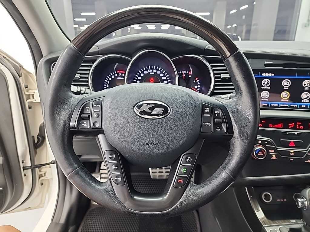 KIA K5 - Vista 11