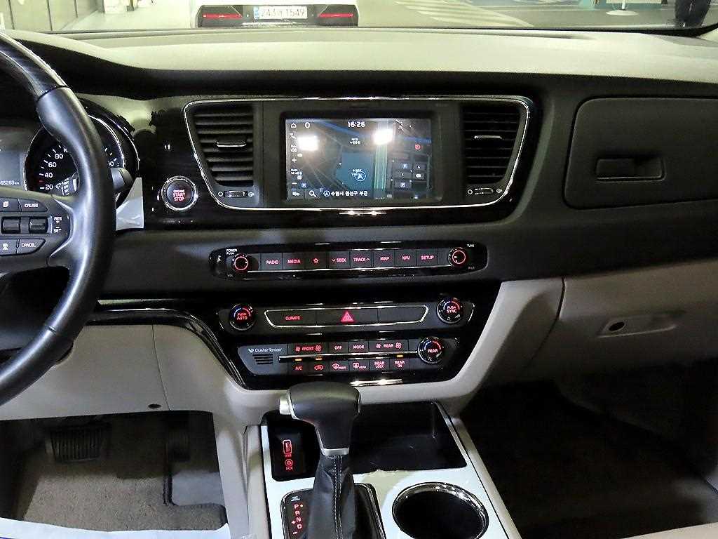 KIA Carnival 2019 Negro - Importación desde Corea - HF Imports Iquique - Foto 14