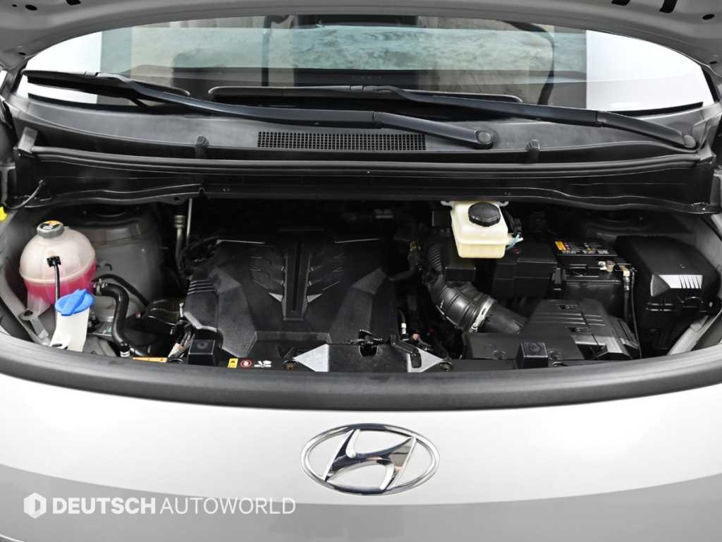 HYUNDAI Staria - Vista 8