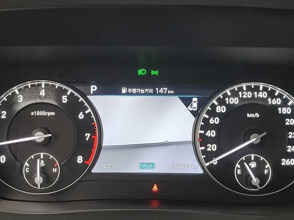 Genesis G90 - Vista 8