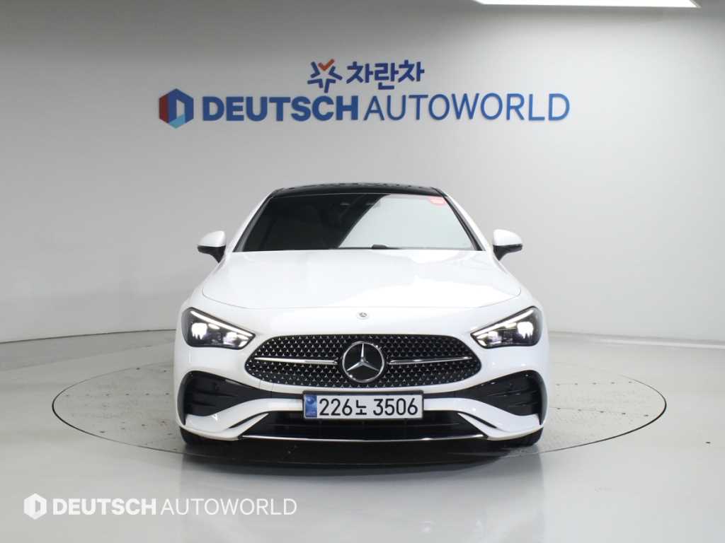 Mercedes Benz CLE Class - Vista 3