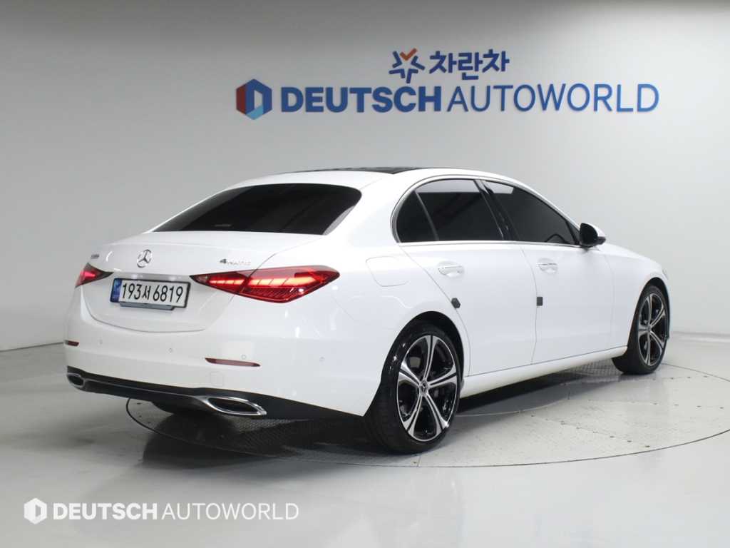 Mercedes Benz C Class - Vista 2