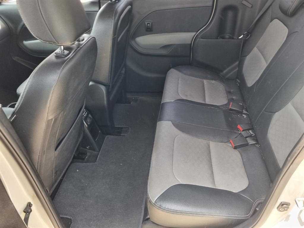 KIA Ray 2018 the color of pearl - Importación desde Corea - HF Imports Iquique - Foto 13