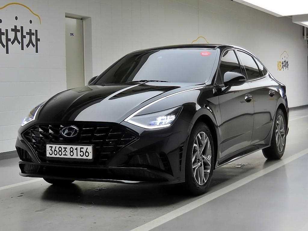 HYUNDAI Sonata - Vista 2