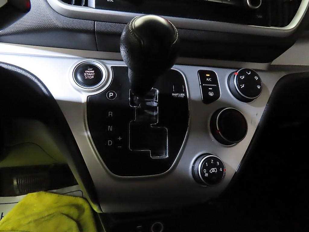 KIA Ray 2019 Gris - Importación desde Corea - HF Imports Iquique - Foto 14