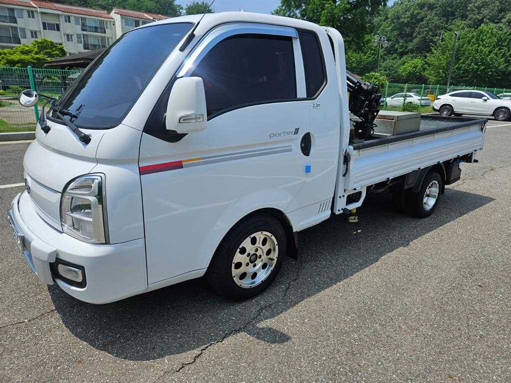 Small Truck Complaint (crane) 2019 Blanco - Importación desde Corea - HF Imports Iquique - Foto 1
