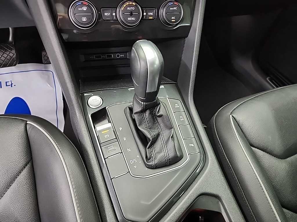 Volkswagen Tiguan - Vista 10