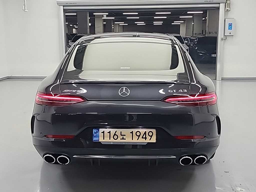 Mercedes Benz AMG GT - Vista 3