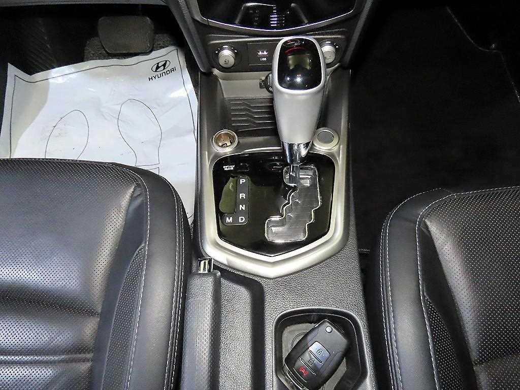 Ssangyong Tivoli 2016 Azul - Importación desde Corea - HF Imports Iquique - Foto 14