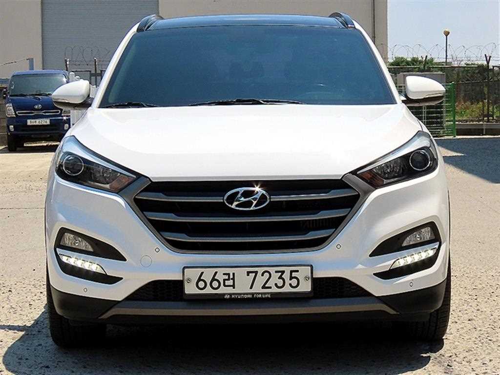 HYUNDAI Tucson 2015 Blanco - Importación desde Corea - HF Imports Iquique - Foto 1