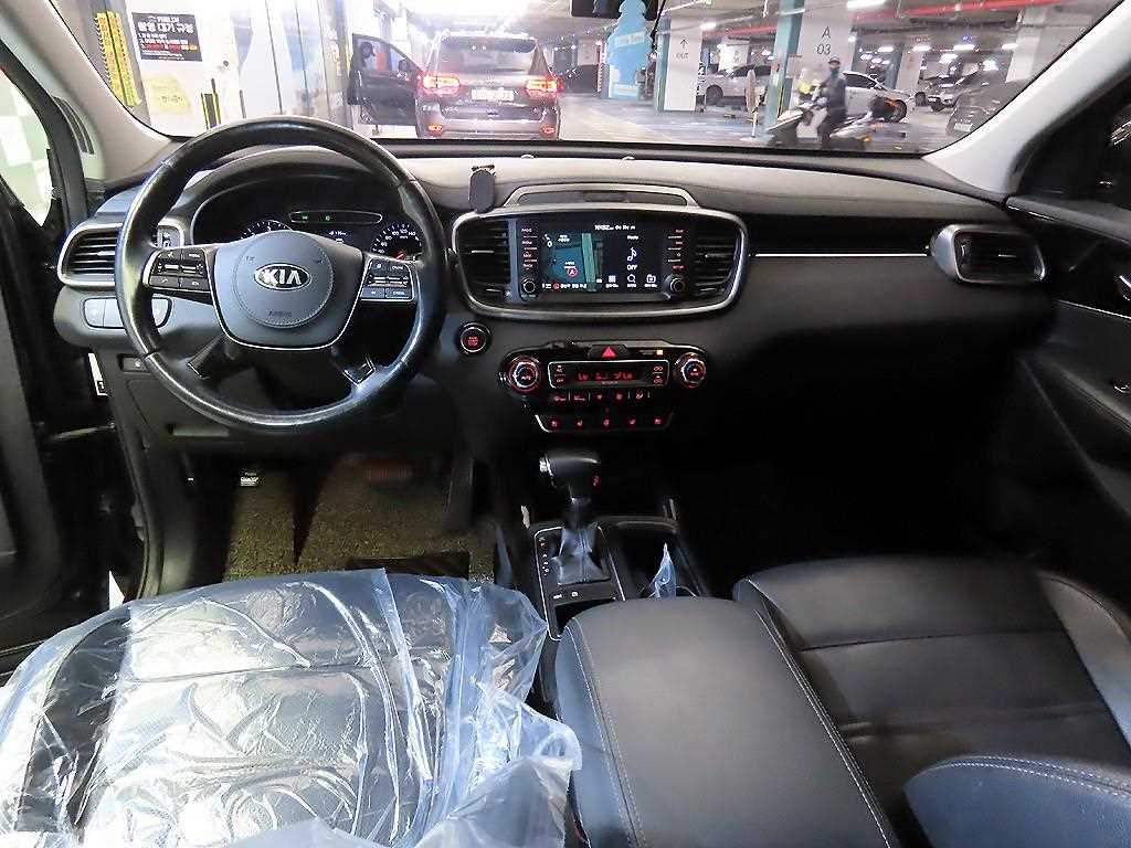 KIA Sorento - Vista 12