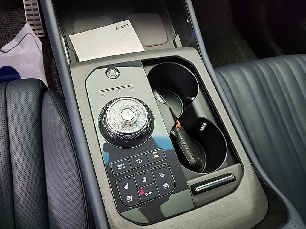 KIA K8 - Vista 10