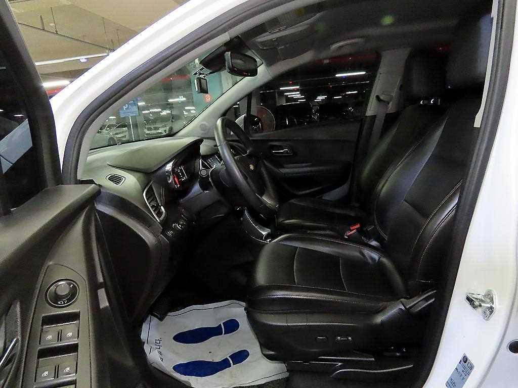 Chevrolet Trax - Vista 8