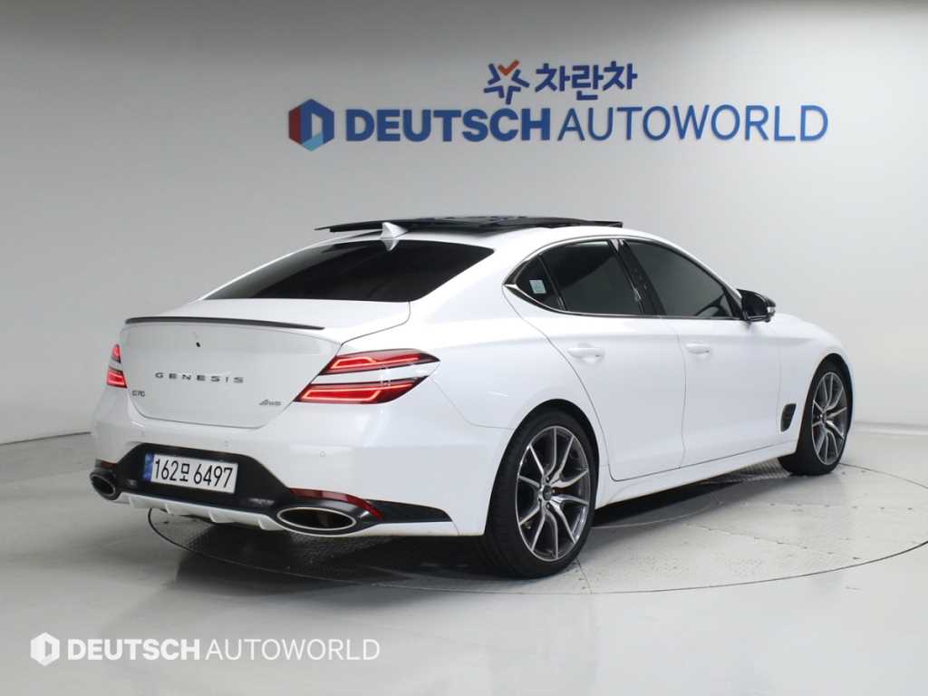 Genesis G70 - Vista 2