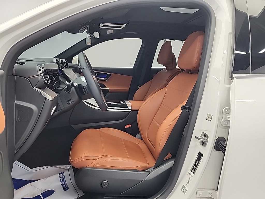 Mercedes Benz GLC Class 2024 Blanco - Importación desde Corea - HF Imports Iquique - Foto 13