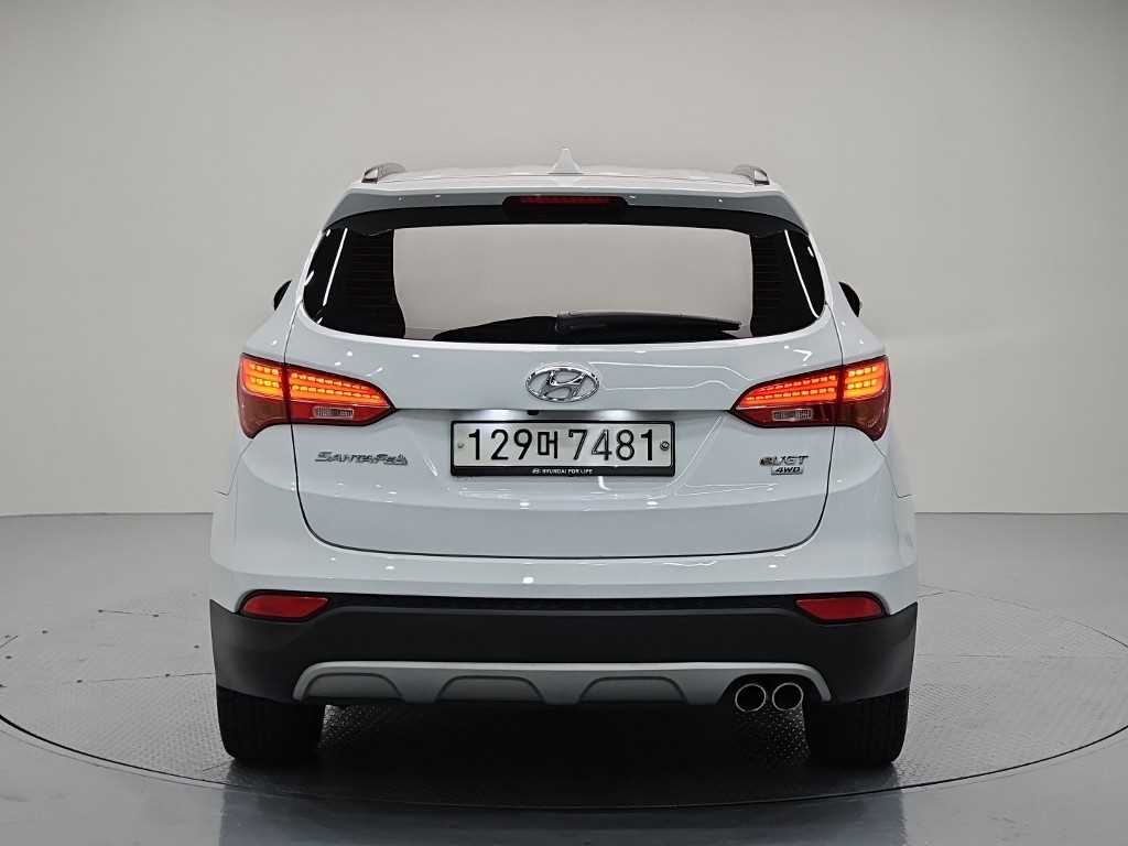 HYUNDAI Santa Fe - Vista 3