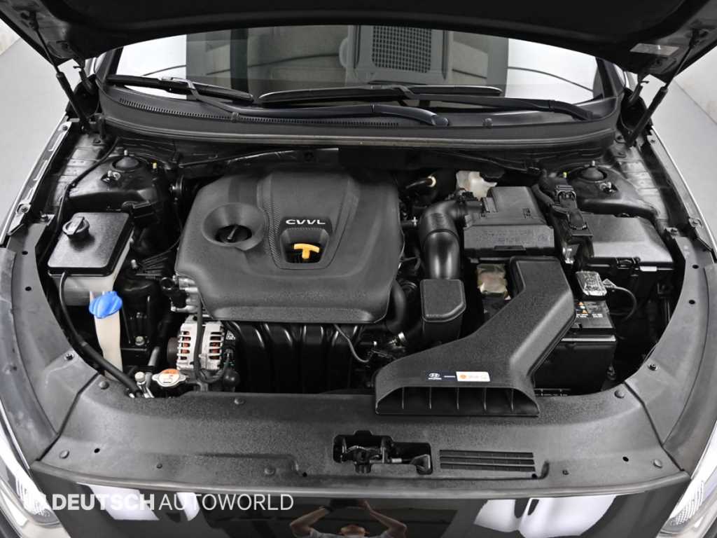HYUNDAI Sonata - Vista 8