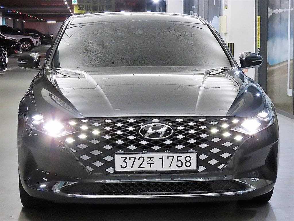 HYUNDAI Grandeur - Vista 2